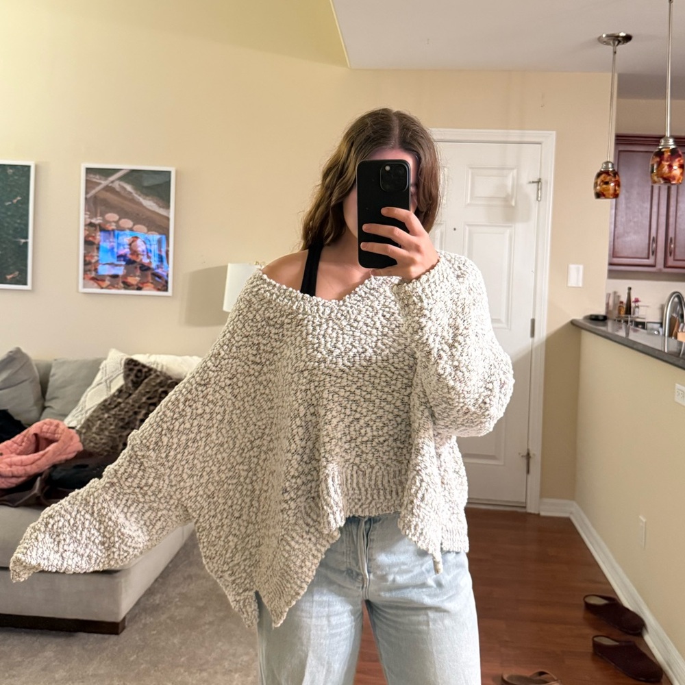 POL sweater
